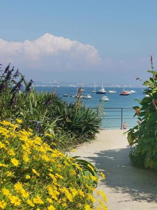 Face A La Mer Fouesnant Exterior foto